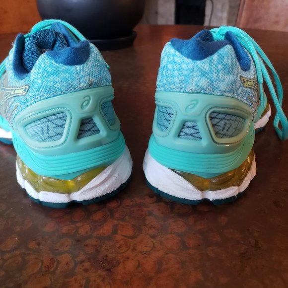 Women's Asics Gel-Nimbus 17 - Picture 9 of 16